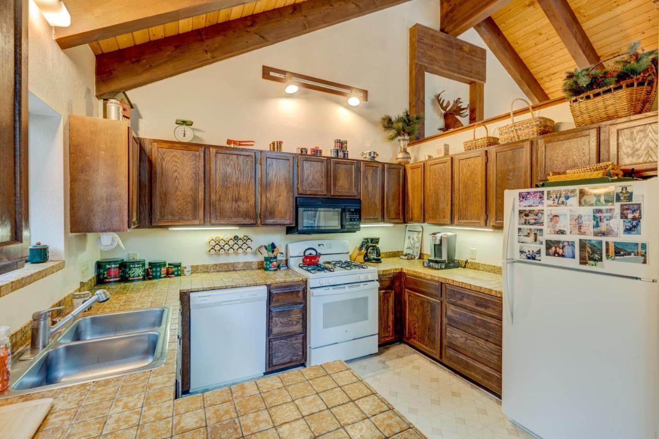 Grizzly Cabin Truckee Exterior photo