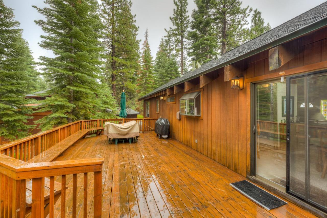 Grizzly Cabin Truckee Exterior photo